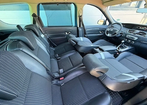 Renault Grand Scenic 1.6 dCi Stop&Start Energy Privilege - imagine 16