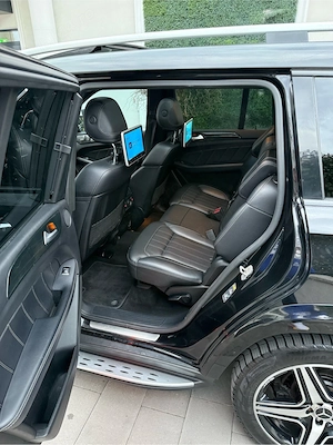 2015 Mercedes Benz GL350d Bluetec 4Matic Pachet AMG, 7 locuri !  - imagine 9