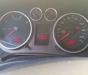 Vând Audi A2 în stare foarte bună  - imagine 4