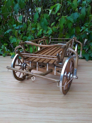 Car în miniatură   colecție, detalii autentice, stare perfectă