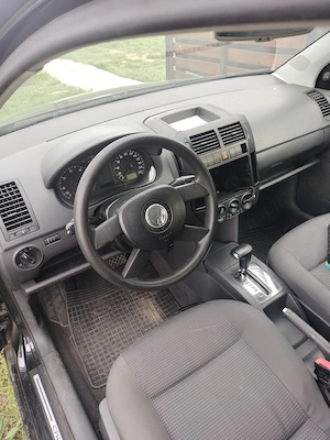 Dezmembrez Vw Polo 1.4 benzină automat  - imagine 2