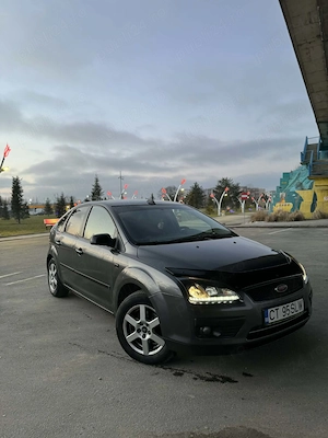 Ford Focus 1.6 TDCI Trend - imagine 9