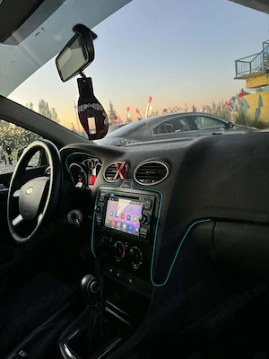 Ford Focus 1.6 TDCI Trend - imagine 8