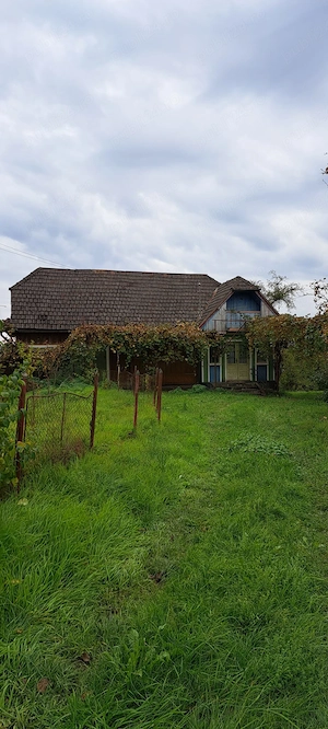 Vând teren + casă bătrânească + șură + anexe în Ocoliș, jud. Maramureș - imagine 10