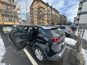 Peugeot 3008, 131CP, Digital Cockpit, Lane assist, Apple Carplay - imagine 3