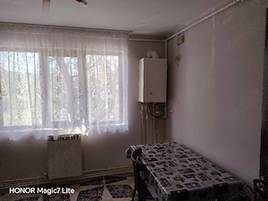 Se închiriaza garsoniera 