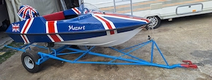 Barca de viteza cu motor și peridoc. - imagine 5