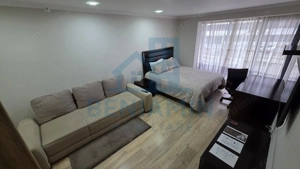 Garsoniera decomandata spatioasa Tractorul Coresi 52mp parter