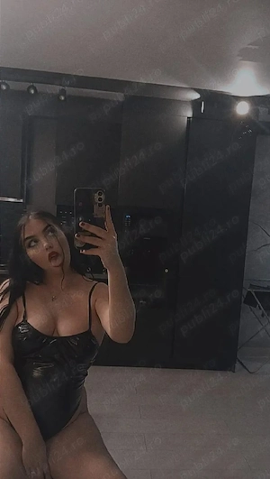 Raisa. Piața Victoriei nr 4 - imagine 2