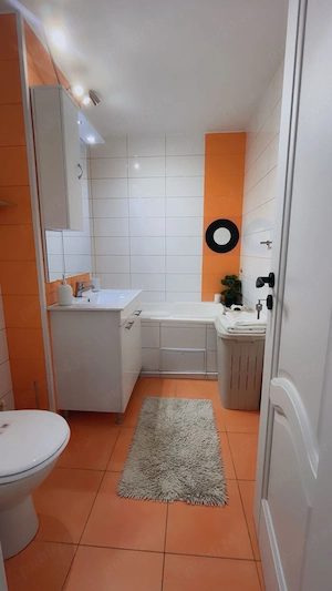Apartament 2 camere zona Dacia (farmacris)