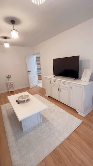 Apartament 2 camere zona Dacia (farmacris) - imagine 8