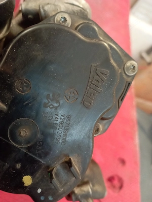 Racitor gaze cu EGR, cod 9671398180, Peugeot 5008, 2.0 HDI, RH02) - imagine 4