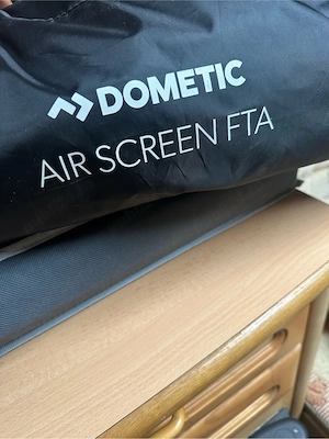 vand paravan de vant