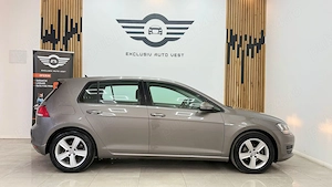 ** Volkswagen Golf 7 ** - imagine 8