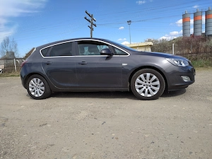 Opel Astra J de 1.7 CDTI  euro 5 - imagine 4