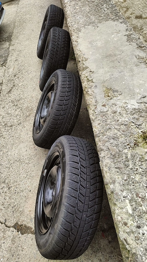 Roti de iarna aproape noi folosite maxim 500 km / 185 65 R15 - imagine 2