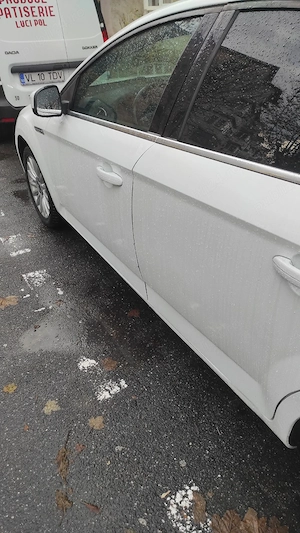 Ford Mondeo Mk4 2012 - imagine 3