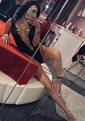 La Tine,Mine,Hotel! - imagine 2