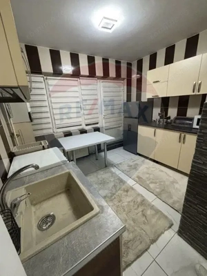 Casă de închiriat în zonă centrală cu terasă I Comision 0% I - imagine 3