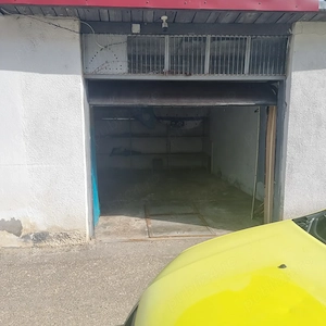 Vând garaj de caramida cu autorizatie in Husi - imagine 4