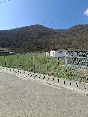 Proprietar,Ocazie, Langa Gara Herculane, Teren pt Casa,1025 mp ,FS 25 m,Pret 24 E mp Neg - imagine 5
