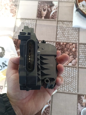 Încuietoare Ford focus mk3  - imagine 2