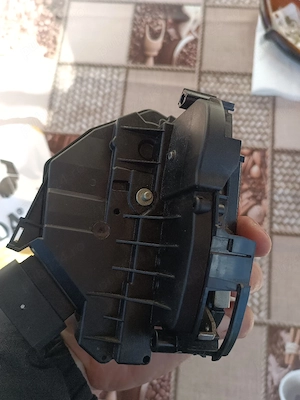 Încuietoare Ford focus mk3  - imagine 3