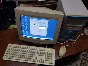 Retro Host Ro Lan Party Gaming Organizare Evenimente Joc Arcade Console TV Video VHS Oldies Events