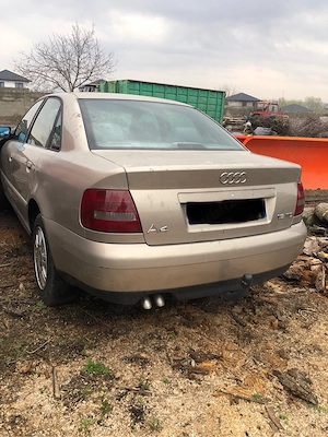 Dezmembrez Audi A4 B5 1.9 AVG - imagine 4