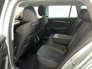 Skoda Octavia - imagine 11