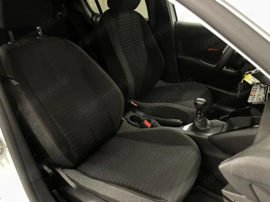 Peugeot 208 - imagine 10