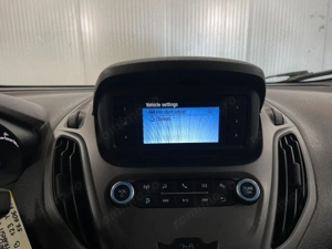 Ford Transit Courier - imagine 9