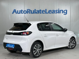 Peugeot 208 - imagine 3