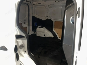 Ford Transit Courier - imagine 8