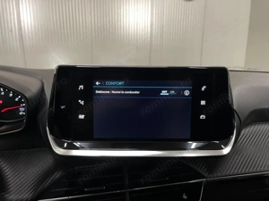 Peugeot 208 - imagine 18