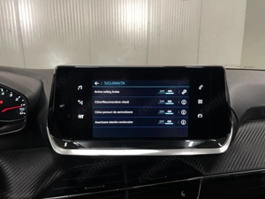 Peugeot 208 - imagine 19