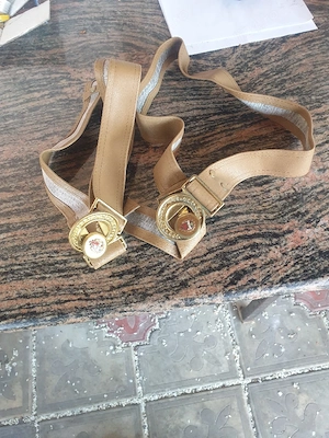 pionerii din comunism - imagine 2