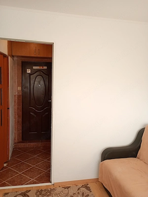 Inchiriez garsoniera, proprietar, 900 chiria - imagine 3