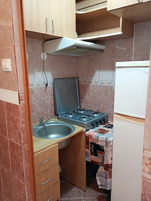 Inchiriez garsoniera, proprietar, 900 chiria - imagine 2