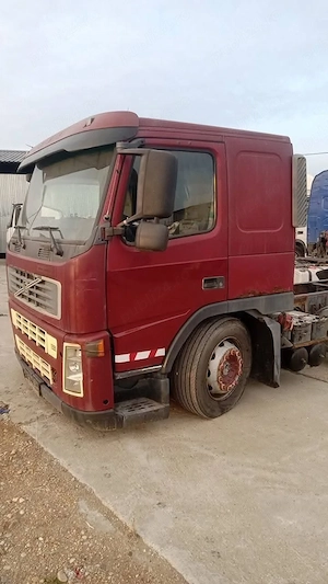 Dezmembrari volvo fh si fm - imagine 4