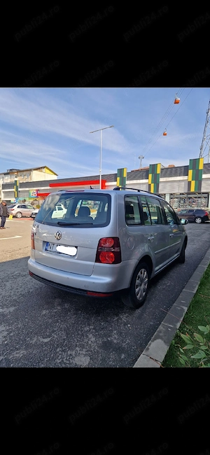 Volkswagen Touran Dsg 7 - imagine 4