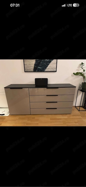 comoda moderna placata cu sticla bej