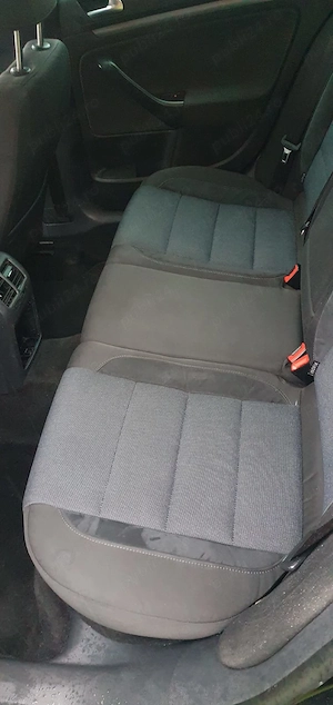 Volkswagen Golf 6   1,6TDI, 105 CP, manuala 5 trepte, proprietar de 10 ani - imagine 9