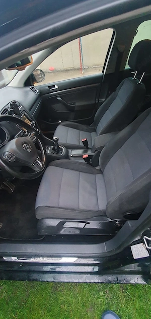 Volkswagen Golf 6   1,6TDI, 105 CP, manuala 5 trepte, proprietar de 10 ani - imagine 7
