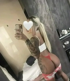 Blondă hot xxx nouă la tine în oraș - imagine 1