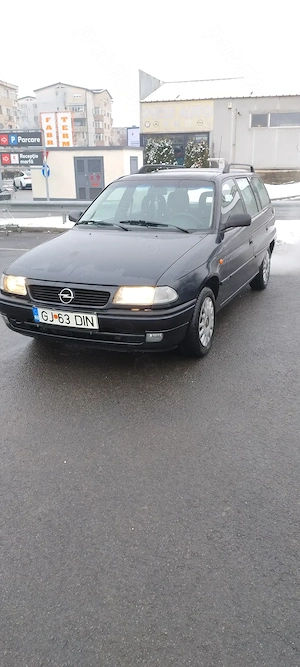 Astra F,1.6 benzina