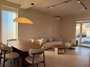 Casa cu 4 camere si garaj dublu Dumbravita