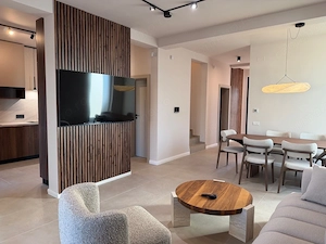 Casa cu 4 camere si garaj dublu Dumbravita - imagine 13