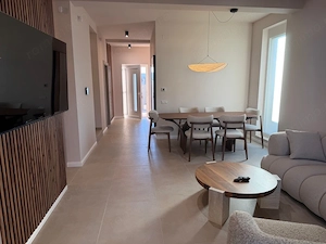 Casa cu 4 camere si garaj dublu Dumbravita - imagine 12