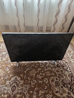Vând Led TV JVC în stare bună 